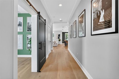 Villa ou maison à vendre à Tampa, Floride: 5 chambres, 292.83 m2 № 1913607 - photo 5