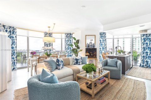 Copropriété à vendre à Miami, Floride: 2 chambres, 109.44 m2 № 1954355 - photo 14