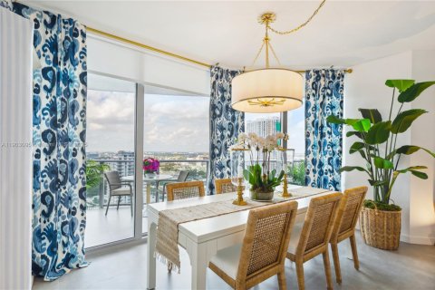 Copropriété à vendre à Miami, Floride: 2 chambres, 109.44 m2 № 1954355 - photo 13
