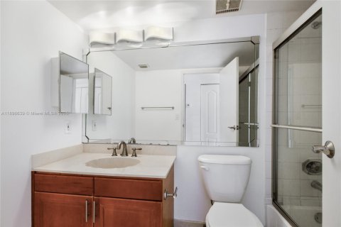 Condominio en venta en North Bay Village, Florida, 2 dormitorios, 95.69 m2 № 2014390 - foto 11