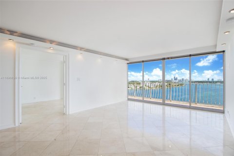Condominio en venta en North Bay Village, Florida, 2 dormitorios, 95.69 m2 № 2014390 - foto 5