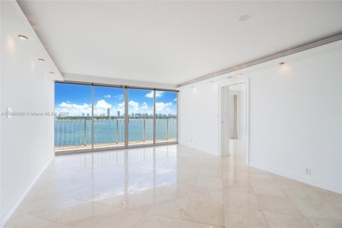 Condominio en venta en North Bay Village, Florida, 2 dormitorios, 95.69 m2 № 2014390 - foto 7