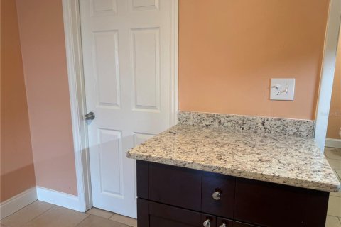 Appartement à louer à Venice, Floride: 2 chambres, 162.21 m2 № 2384272 - photo 13