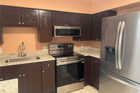 Appartement à louer à Venice, Floride: 2 chambres, 162.21 m2 № 2384272 - photo 11