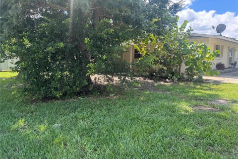Appartement à louer à Venice, Floride: 2 chambres, 162.21 m2 № 2384272 - photo 30