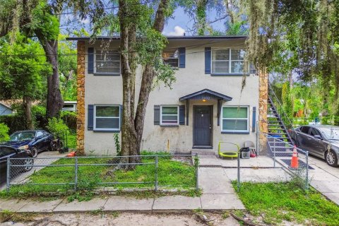 Commercial property in Tampa, Florida 6 bedrooms, 161.28 sq.m. № 2371482 - photo 23