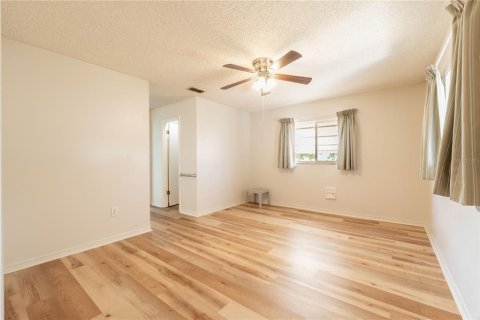 Casa en venta en Ocala, Florida, 2 dormitorios, 106.28 m2 № 2386662 - foto 13