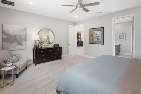 Casa en venta en Orlando, Florida, 4 dormitorios, 286.7 m2 № 1680631 - foto 18