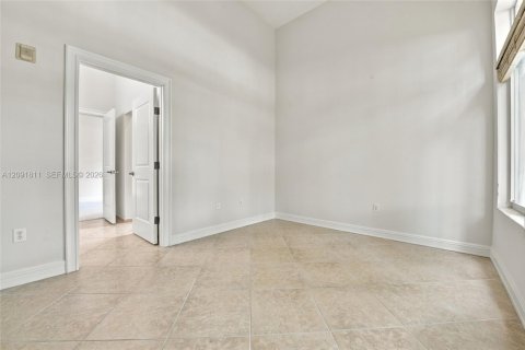 Купить кондоминиум в Уэстон, Флорида 3 спальни, 161.84м2, № 2390336 - фото 28