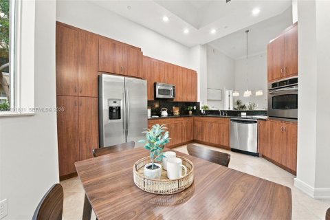 Купить кондоминиум в Уэстон, Флорида 3 спальни, 161.84м2, № 2390336 - фото 12