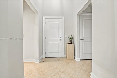Купить кондоминиум в Уэстон, Флорида 3 спальни, 161.84м2, № 2390336 - фото 30