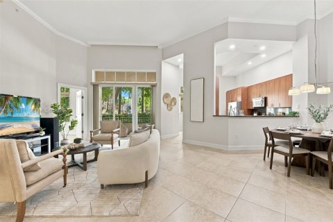Купить кондоминиум в Уэстон, Флорида 3 спальни, 161.84м2, № 2390336 - фото 7