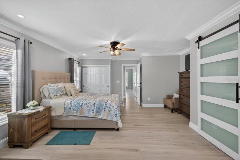 House in Valrico, Florida 3 bedrooms, 196.3 sq.m. № 1903836 - photo 6