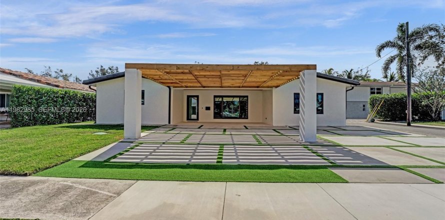 Casa en Dania Beach, Florida 4 dormitorios, 195.28 m2 № 2080473
