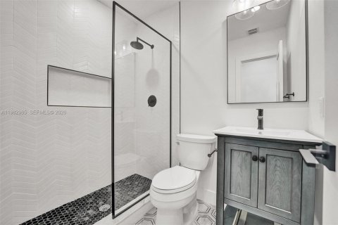 Casa en alquiler en Dania Beach, Florida, 4 dormitorios, 195.28 m2 № 2080473 - foto 26