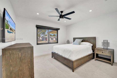 Casa en alquiler en Dania Beach, Florida, 4 dormitorios, 195.28 m2 № 2080473 - foto 29