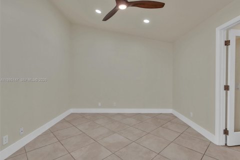 Villa ou maison à louer à Weston, Floride: 3 chambres, 149.67 m2 № 2060577 - photo 27