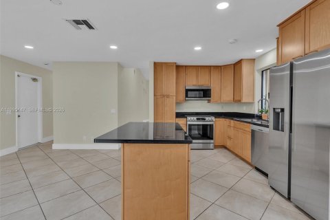 Villa ou maison à louer à Weston, Floride: 3 chambres, 149.67 m2 № 2060577 - photo 23