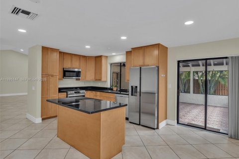 Villa ou maison à louer à Weston, Floride: 3 chambres, 149.67 m2 № 2060577 - photo 22