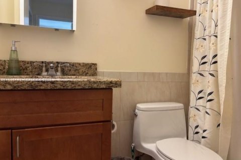 Casa en alquiler en Weston, Florida, 3 dormitorios, 149.67 m2 № 2060577 - foto 12