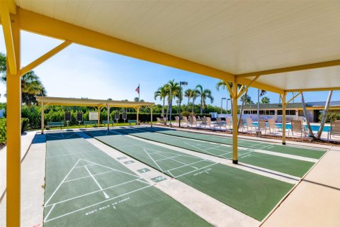Condo in Vero Beach, Florida, 2 bedrooms  № 1223585 - photo 1