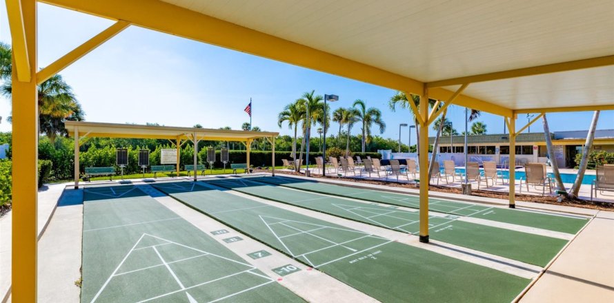 Condo in Vero Beach, Florida, 2 bedrooms № 1223585