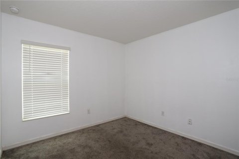 Villa ou maison à vendre à Davenport, Floride: 4 chambres, 184.23 m2 № 2330397 - photo 23