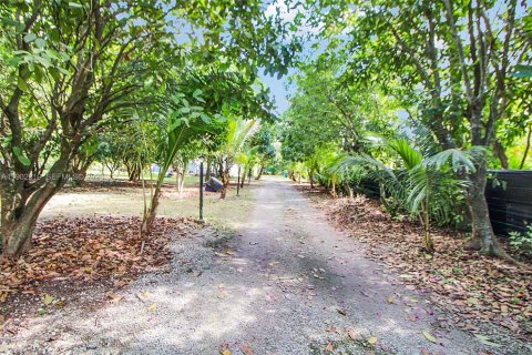 Casa en alquiler en Homestead, Florida, 3 dormitorios, 243.13 m2 № 2054832 - foto 8