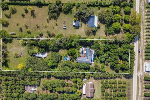 Casa en Homestead, Florida 3 dormitorios, 243.13 m2 № 2054832