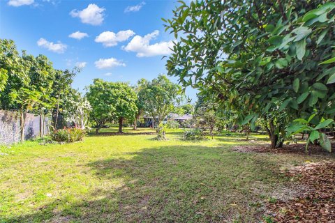 Casa en alquiler en Homestead, Florida, 3 dormitorios, 243.13 m2 № 2054832 - foto 11