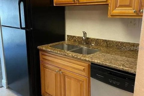 Apartamento en alquiler en Orlando, Florida, 2 dormitorios, 90.67 m2 № 1866403 - foto 9