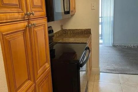 Apartamento en alquiler en Orlando, Florida, 2 dormitorios, 90.67 m2 № 1866403 - foto 10