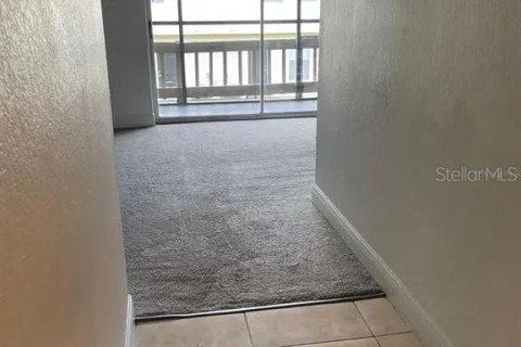 Apartamento en alquiler en Orlando, Florida, 2 dormitorios, 90.67 m2 № 1866403 - foto 4