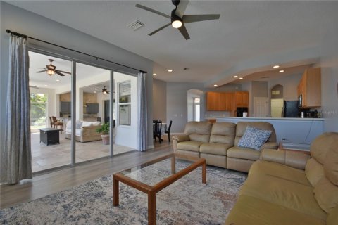Casa en venta en Bradenton, Florida, 5 dormitorios, 241.08 m2 № 1720171 - foto 14