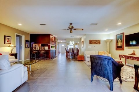 Casa en venta en Sun City Center, Florida, 2 dormitorios, 168.06 m2 № 1900360 - foto 21