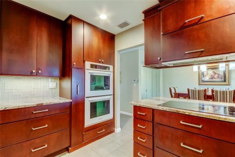 Casa en venta en Sun City Center, Florida, 2 dormitorios, 168.06 m2 № 1900360 - foto 14