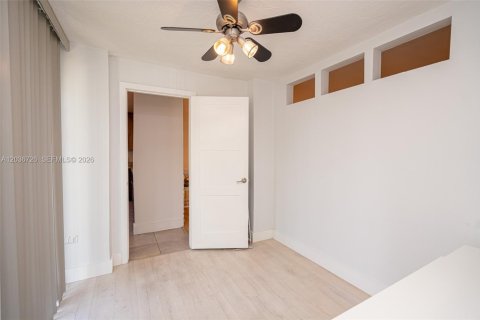Купить кондоминиум в Авентура, Флорида 2 спальни, 101.82м2, № 2085167 - фото 26