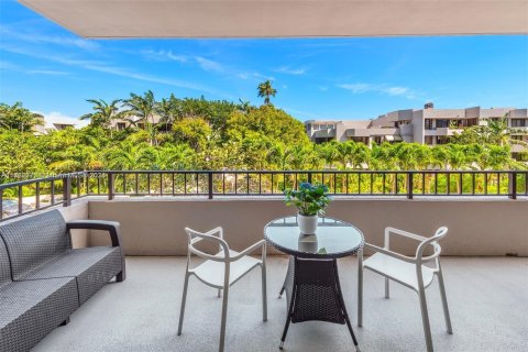 Купить кондоминиум в Ки-Бискейн, Флорида 2 спальни, 138.24м2, № 1958805 - фото 3