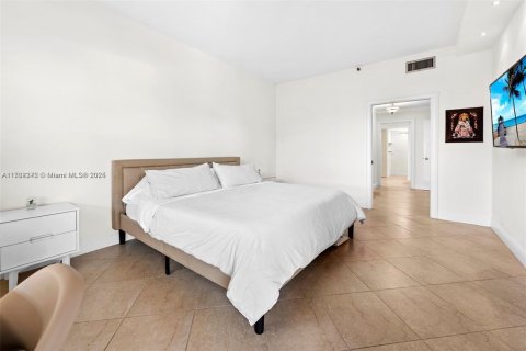 Купить кондоминиум в Ки-Бискейн, Флорида 2 спальни, 138.24м2, № 1958805 - фото 16