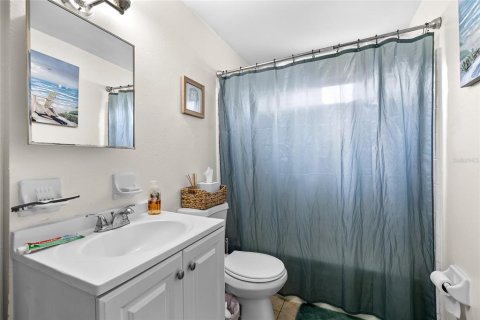 Immobilier commercial à vendre à Saint Petersburg, Floride: 4 chambres, 135.45 m2 № 2101434 - photo 22