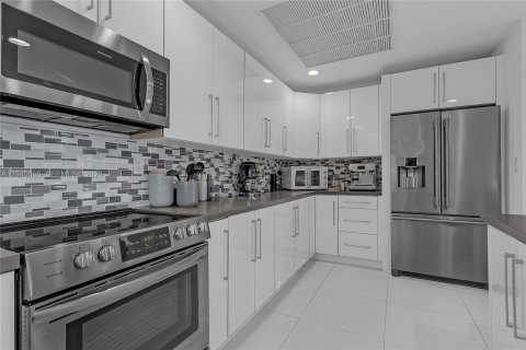Copropriété à vendre à Coral Gables, Floride: 2 chambres, 171.68 m2 № 2339923 - photo 14