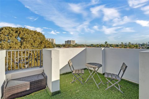 Copropriété à vendre à Coral Gables, Floride: 2 chambres, 171.68 m2 № 2339923 - photo 22