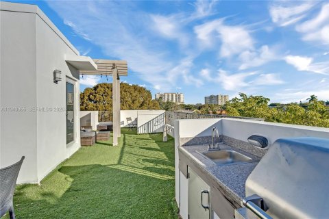 Copropriété à vendre à Coral Gables, Floride: 2 chambres, 171.68 m2 № 2339923 - photo 24