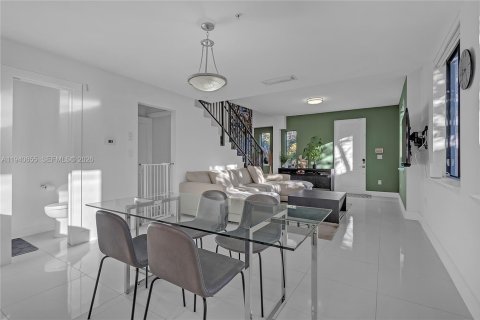 Copropriété à vendre à Coral Gables, Floride: 2 chambres, 171.68 m2 № 2339923 - photo 12