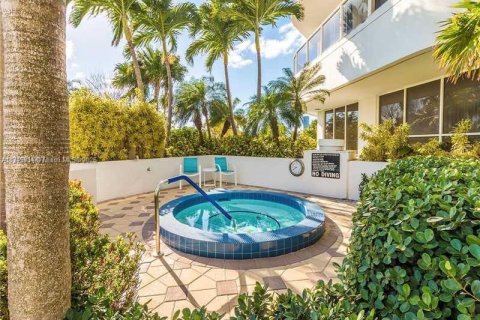 Купить кондоминиум в Авентура, Флорида 2 спальни, 208.1м2, № 1961114 - фото 20