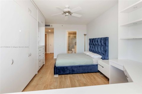 Купить кондоминиум в Авентура, Флорида 2 спальни, 208.1м2, № 1961114 - фото 16