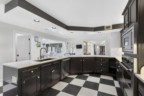 Villa ou maison à vendre à Loxahatchee Groves, Floride: 6 chambres, 510.59 m2 № 2077688 - photo 10