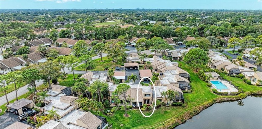 Condo in Sarasota, Florida, 3 bedrooms № 2096277