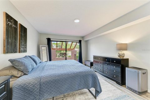 Condo in Sarasota, Florida, 3 bedrooms № 2096277 - photo 24