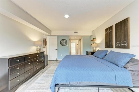 Condo in Sarasota, Florida, 3 bedrooms № 2096277 - photo 26